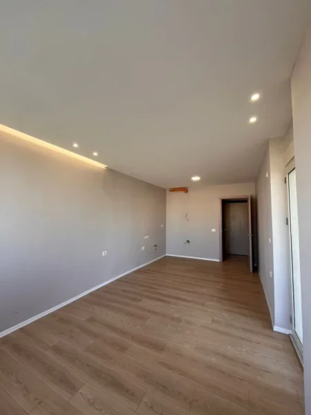 Durres, shitet apartament 1+1 Kati 7, 67 m² 80.000 € 