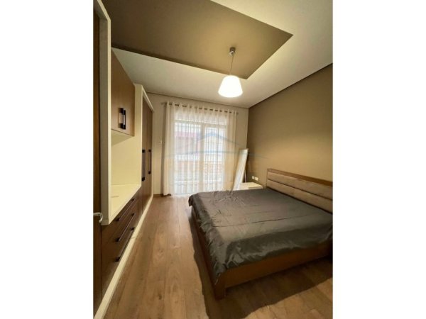 Tirane, shitet apartament 1+1+Ballkon Kati 5, 82 m² 165.000 € (KOPESHTI BOTANIK)