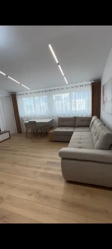 Tirane, shitet 1+1 Kati 9, 53 m² 89.000 € (Rruga Jordan Misja)