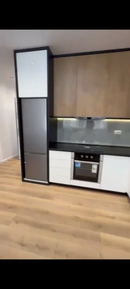 Tirane, shitet 1+1 Kati 9, 53 m² 89.000 € (Rruga Jordan Misja)