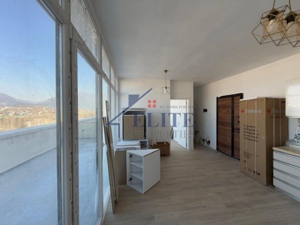 Tirane, jepet me qera apartament 1+1+Ballkon Kati 6, 70 m² 350 € (Fundi i Bulevardit te ri)
