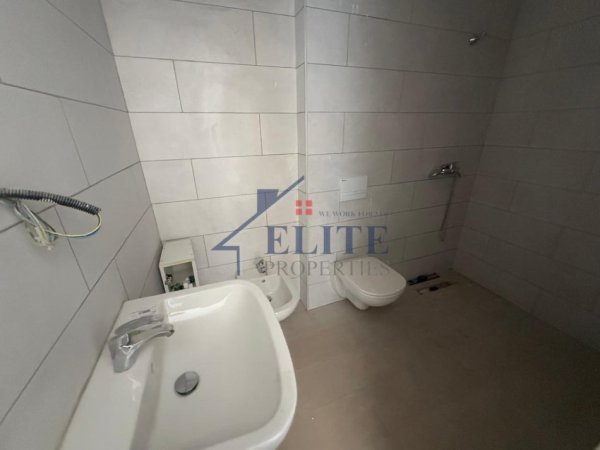Tirane, jepet me qera apartament 1+1+Ballkon Kati 6, 70 m² 350 € (Fundi i Bulevardit te ri)
