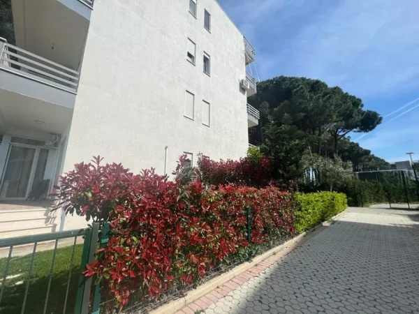 Shqiperi, shes apartament 2+1 Kati 3, 98 m² 225.000 € 