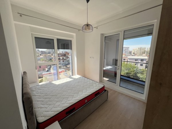 Tirane, Jepet me qera apartament 2+1+2 Kati 4, 103 m² 550 € (Rruga Jordan Misja)