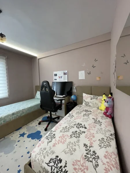 Tirane, shitet apartament 3+1+Ballkon Kati 9, 122 m² 250.000 € (Rruga Kavajes)