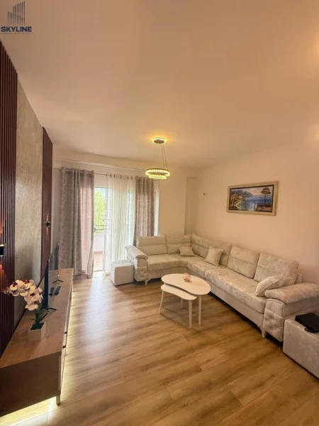 Tirane, shitet apartament 1+1 Kati 5, 64 m² 95.000 € (Misto Mame)