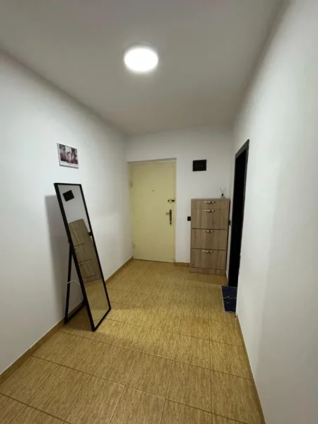 Tirane, shitet apartament 1+1+Ballkon Kati 4, 67 m² 103.000 € (Ali Demi)