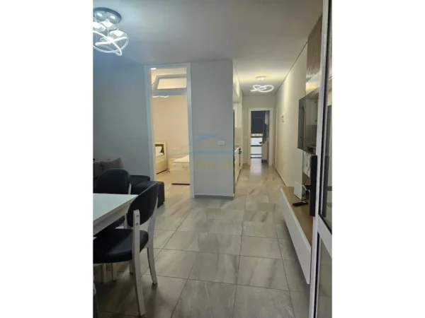 Durres, shitet apartament 2+1+Ballkon Kati 0, 90 m² 270.000 € (san pietro)