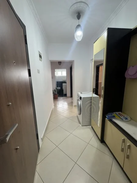 Tirane, jepet me qera apartament 3+1+Aneks Kati 3, 103 m² 550 € (Nuci naci, prane Selites dhe afer shkolles 26 nentori)