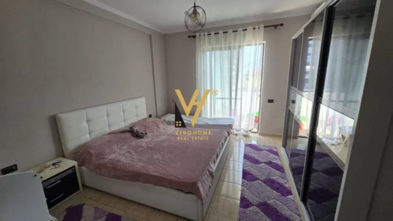 Tirane, jepet me qera apartament 1+1+Ballkon Kati 6, 75 m² 600 € (RRUGA GJON BUZUKU)