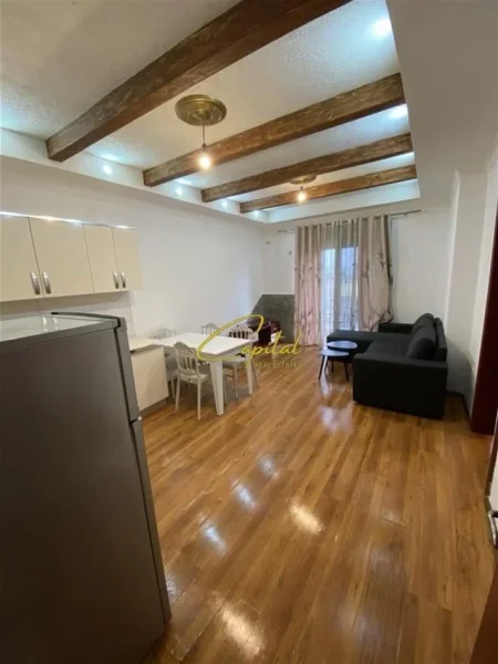 Tirane, jepet me qera apartament 1+1 Kati 8, 60 m² 450 € (ASTIR)