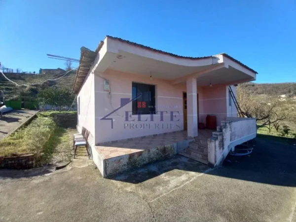 Tirane, shitet shtepi Kati 0, 96 m² 140.000 € (Peze)