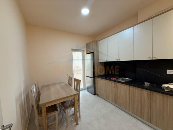 Tirane, jepet me qera apartament 1+1 Kati 3, 73 m² 600 € (Medreseja)