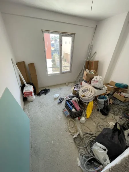 Tirane, shitet apartament 1+1+Ballkon Kati 2, 50 m² 80.000 € (Selit)