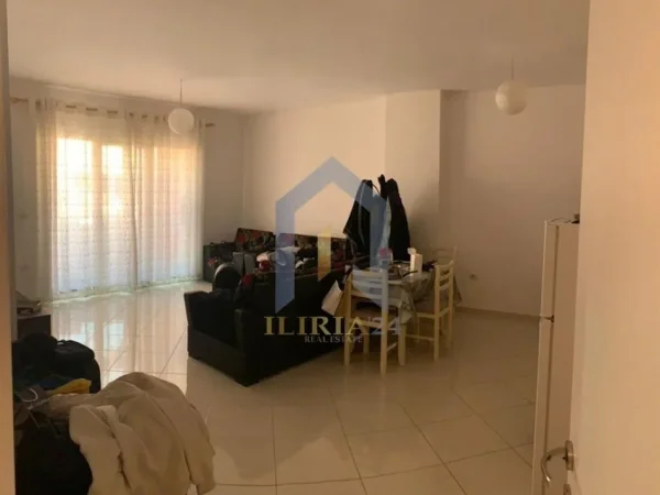 Tirane, shitet apartament 1+1 Kati 3, 84 m² 109.200 € (Misto Mame)