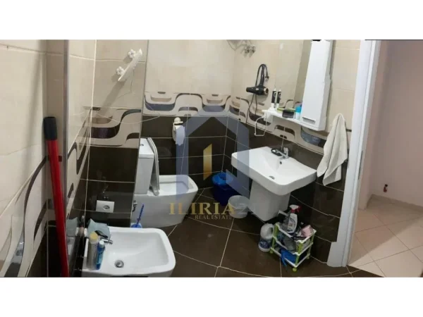 Tirane, shitet apartament 1+1 Kati 3, 84 m² 109.200 € (Misto Mame)