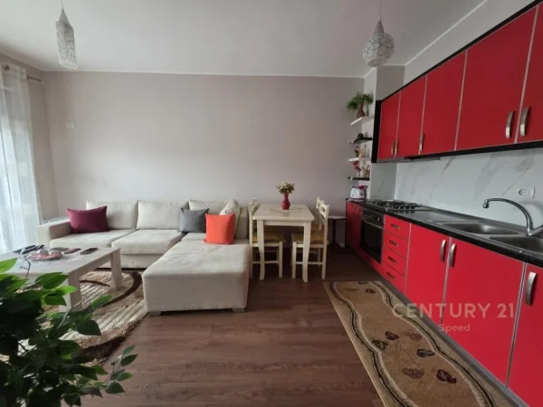 Tirane, shitet apartament 1+1 Kati 2, 53 m² 67.000 € (Casa Italia)