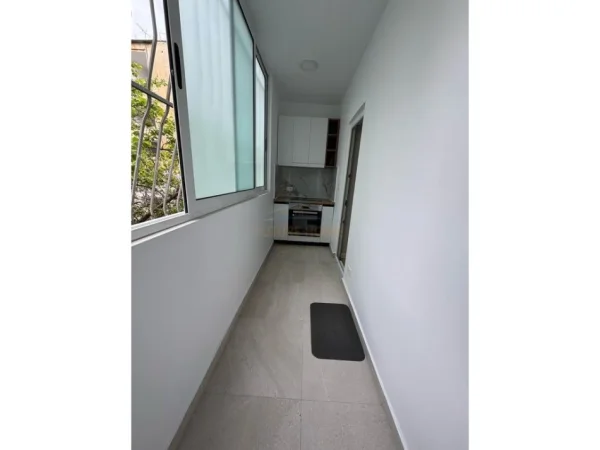 Tirane, jepet me qera apartament 1+1 , 54 m² 550 € (Rruga e Durrësit,)