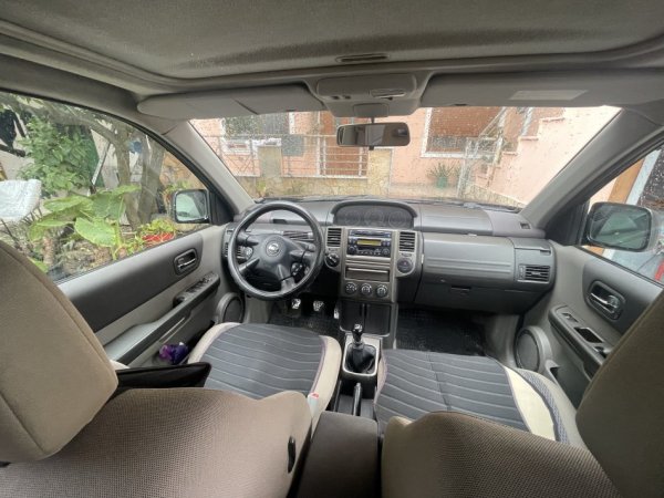 Tirane, shitet makine Nissan X-Trail 4x4 Nafte, e zeze manuale Kondicioner 271.979 km 5,500 €
