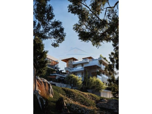 Vlore, jepet me qera hotel Kati 0, 500 m² 8.000 € (Radhime)