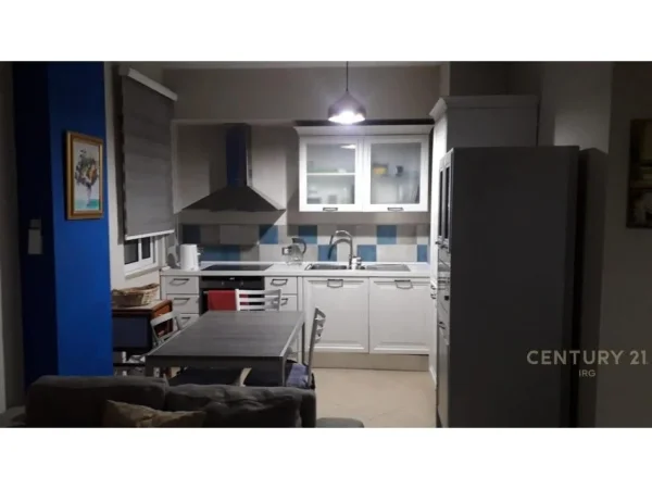 Tirane, shitet apartament 1+1 Kati 3, 63 m² 135.000 € (Brryli)