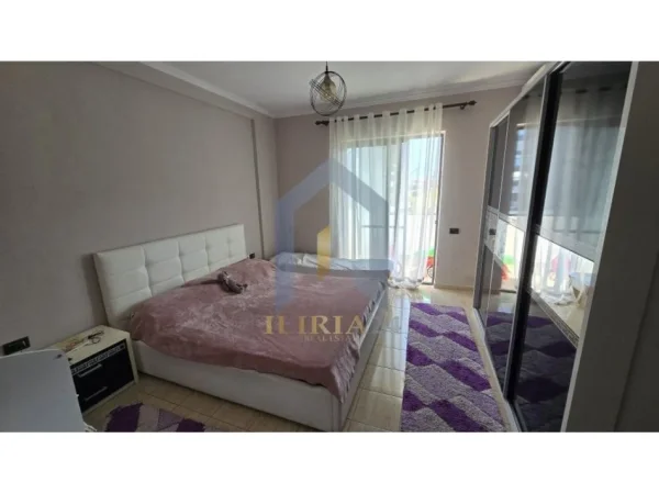 Tirane, jepet me qera apartament 1+1 Kati 6, 75 m² 600 € (Rruga e Dibres)