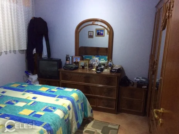 Tirane, jepet me qera apartament 2+1+Ballkon Kati 11, 70 m² 500 € PRANE SPAK