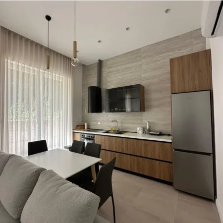 Tirane, shitet 1+1 , 53 m² 98.000 € (Kopshti Zologjik)