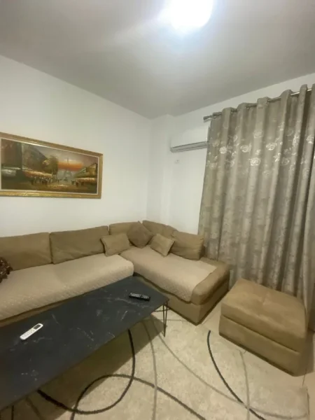Tirane, jepet me qera apartament 1+1 Kati 0, 60 m² 500 € (5 Maji)