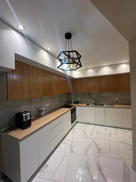 Tirane, jepet me qera apartament 2+1 Kati 6, 90 m² 650 € (Rezidenca Turdiu)
