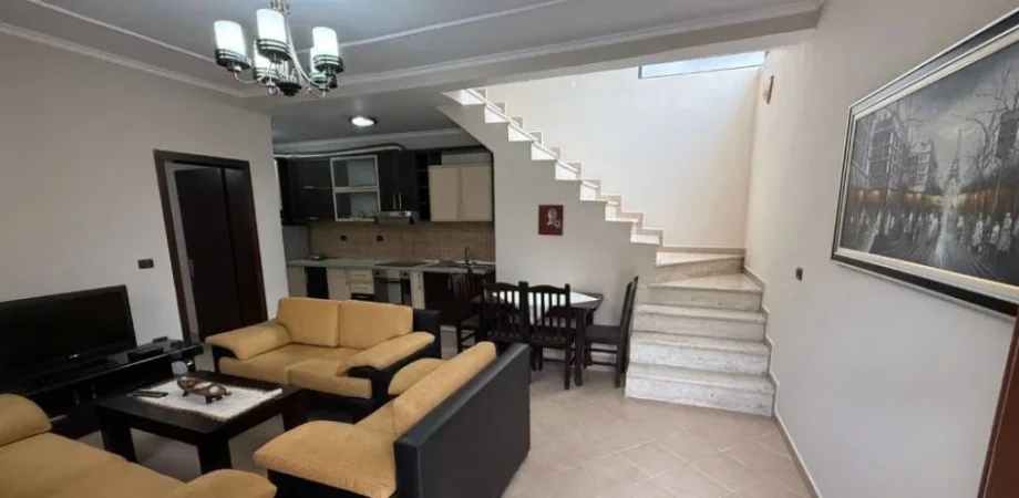 Tirane, jepet me qera apartament 3 Katshe Kati 1, 180 m² 600 € (XHAMLLIK)