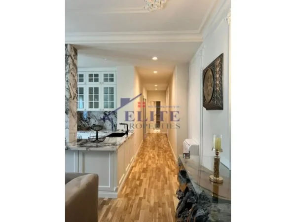 Tirane, shitet apartament 2+1+Ballkon Kati 0, 129 m² 500.000 € (Joy Residence)