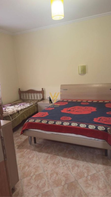 Tirane, jepet me qera apartament 1+1+Ballkon Kati 2, 65 m² 450 € (RRUGA ARKITEKT SINANI)