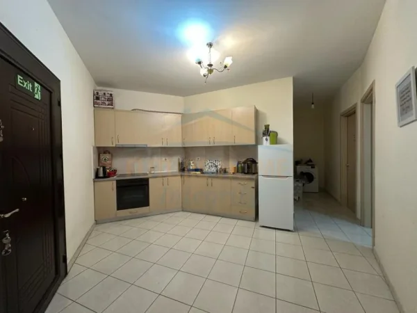 Tirane, shitet apartament 2+1+Ballkon Kati 5, 119 m² 139.000 € (ASTIR)