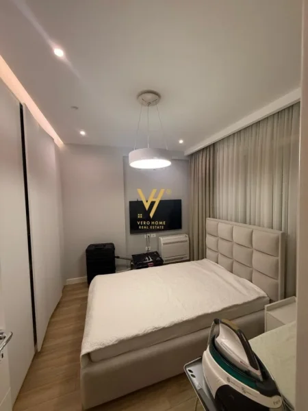 Tirane, shitet apartament 3+1+Ballkon Kati 3, 135 m² 300.000 € (LIQENI I THATE)