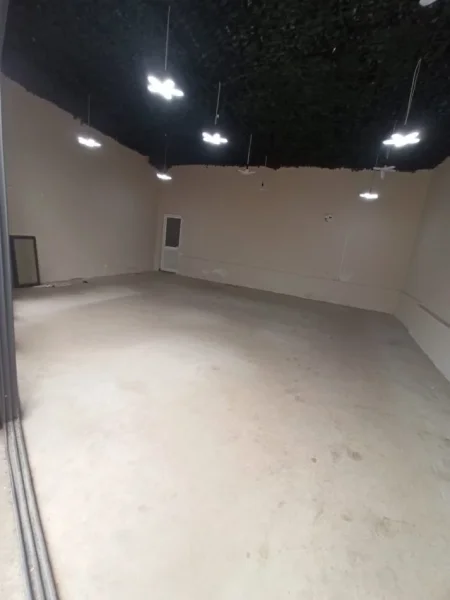 Tirane, jepet me qera ambjent biznesi Kati 0, 56 m² 700 € (Astir)