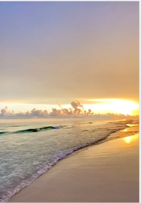 Shitet Apartament 2+1  ne  (Sarande)