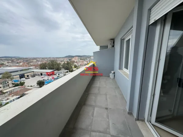 Vlore, shitet apartament 1+1+Ballkon Kati 10, 75 m² (Rruga 7 Nëntori)