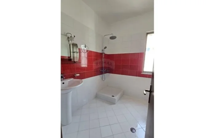 Tirane, jepet me qera apartament 1+1 Kati 6, 65 m² 450 € (teodor keko)