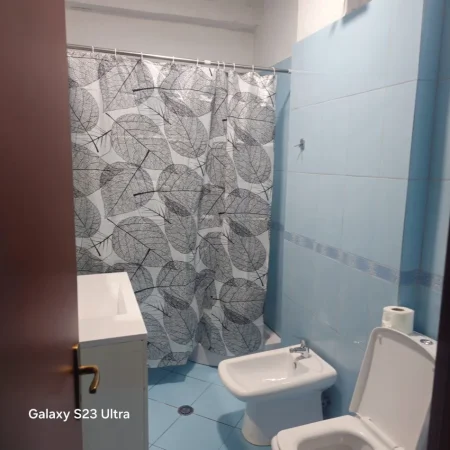 Tirane, shes 2+1+Ballkon , 111 m² 115.000 € (Fresku)