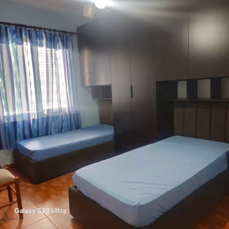 Tirane, shes 2+1+Ballkon , 111 m² 115.000 € (Fresku)