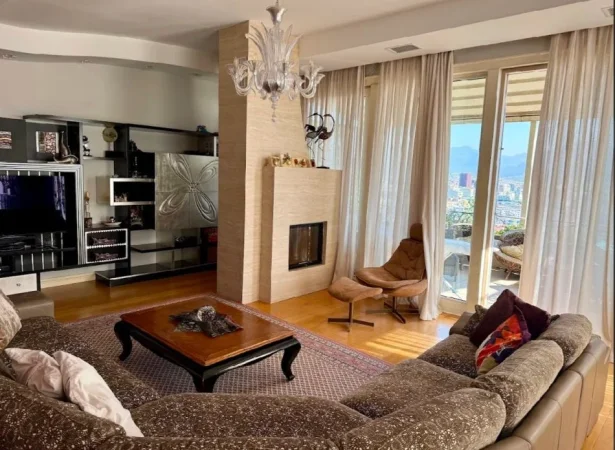 Tirane, shitet apartament 3+1 , 325 m² (Zgjerimi)