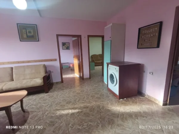 Tirane, jepet me qera apartament 3+1 Kati 3, 100 m² 450 € (Jepet me Qera Super Apartamenti 3+1 ne Xhamllik)