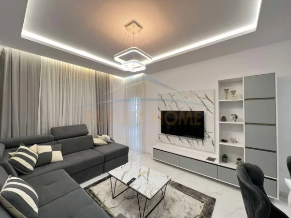 Tirane, jepet me qera apartament 1+1+Ballkon Kati 2, 63 m² 550 € (Unaza e Re)