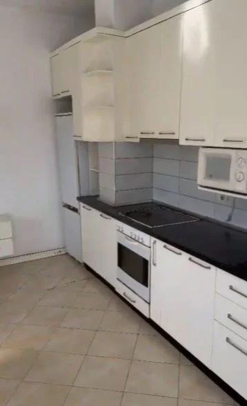 Tirane, jepet me qera apartament 1+1 Kati 2, 60 m² 300 € (ASTIR)
