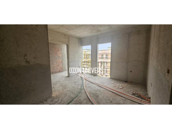 Apartament 3+1+2 për shitje tek Tirana Entry II, Rr. Dritan Hoxha!