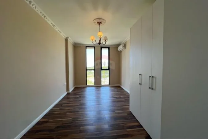 Tirane, shes apartament 2+1 Kati 2, 123 m² 250.000 € (SHITET APARTAMENT 2+1+2 NE SAUK)