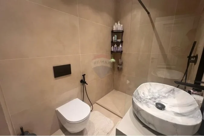 Tirane, shes apartament 2+1 Kati 5, 97 m² 225.000 € (APARTAMENT 2+1+2 BLV I RI PER SHITJE)