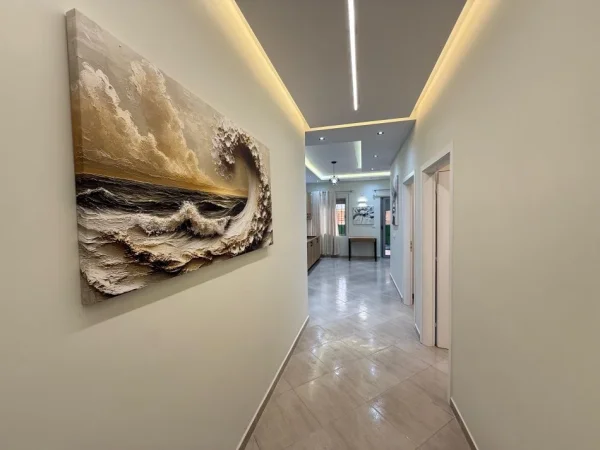 Vlore, shitet apartament 2+1+Ballkon Kati 1, 101 m² 159.000 € (Lungomare Vlore)