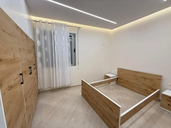 Vlore, shitet apartament 2+1+Ballkon Kati 1, 101 m² 159.000 € (Lungomare Vlore)
